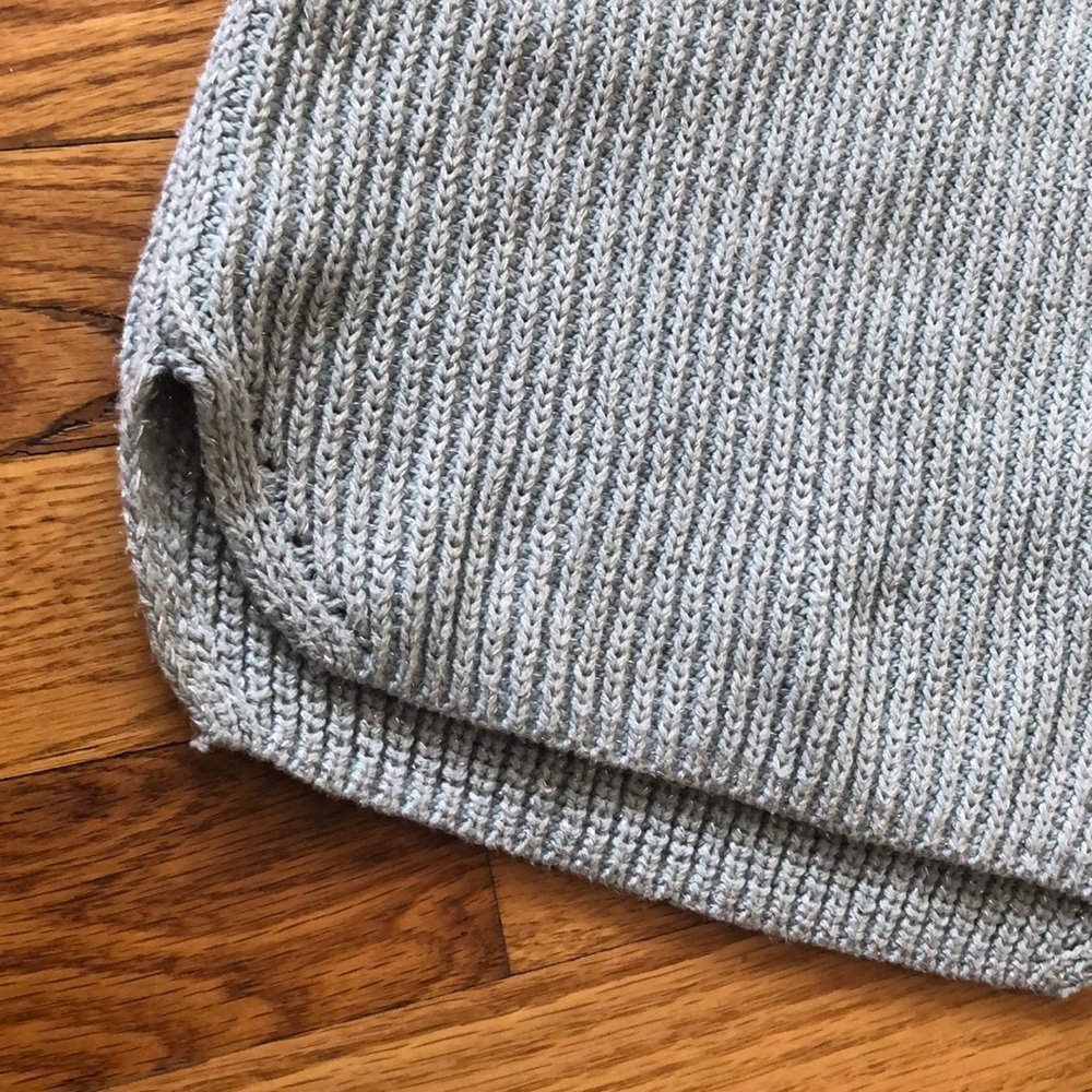 Pullover - Picture 3 of 4